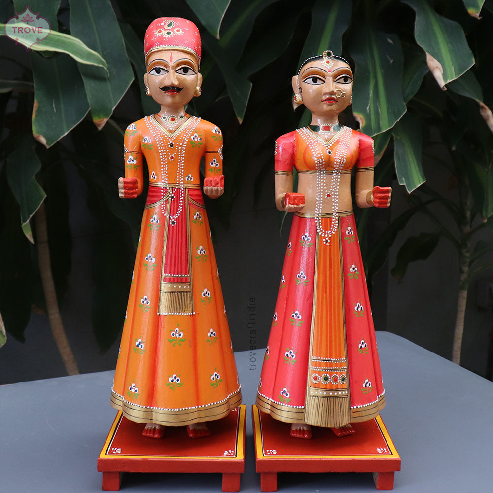 Rajasthani Gangaur Dolls (set of 2) in Different Sizes and Colours