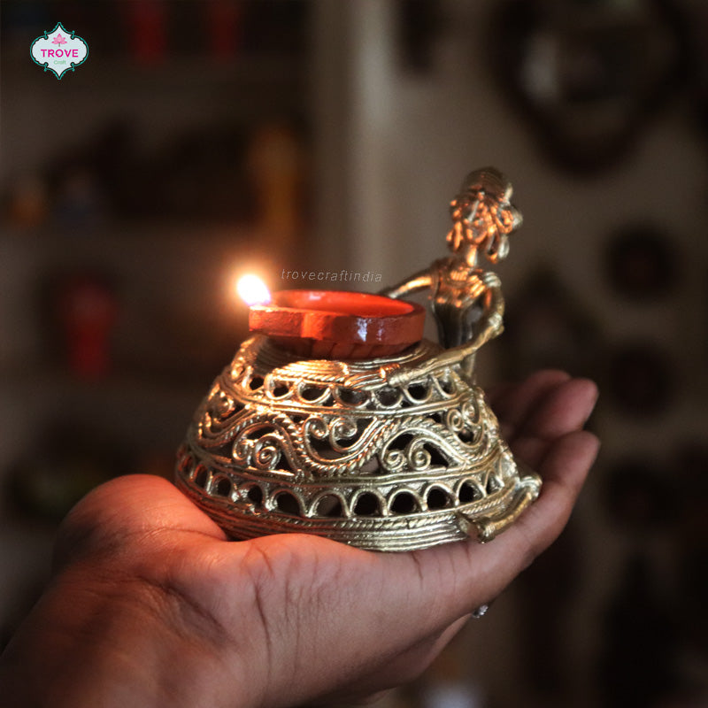handmade diya 