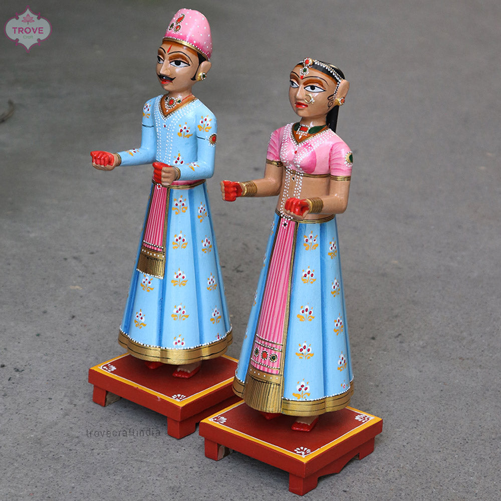 Rajasthani Gangaur Dolls (set of 2) in Different Sizes and Colours