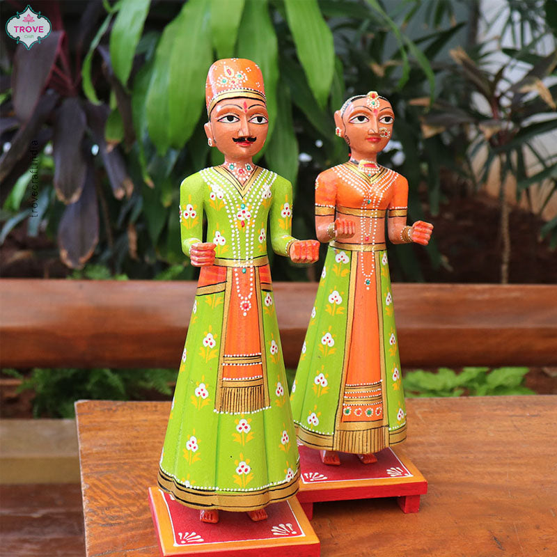 Rajasthani Gangaur Dolls (set of 2) in Different Sizes and Colours