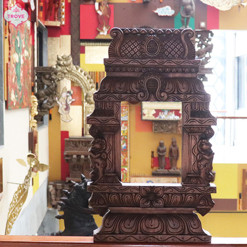 Gopuram carved frame