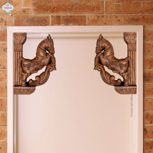12" Traditional Hand Carved Corbel / Wall bracket- Horse