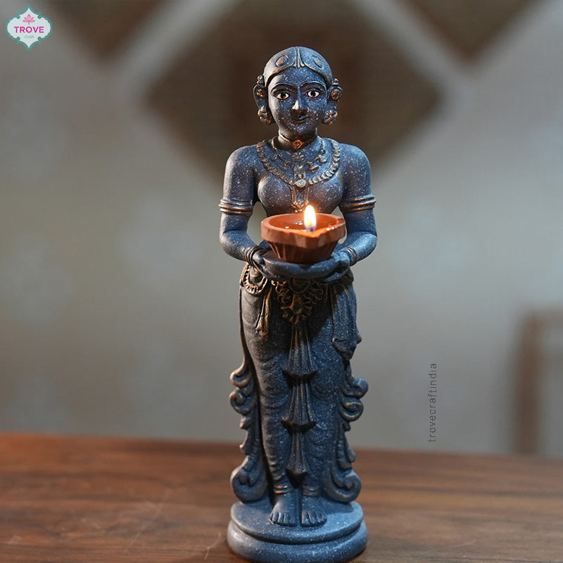 Deepam Lakshmi 