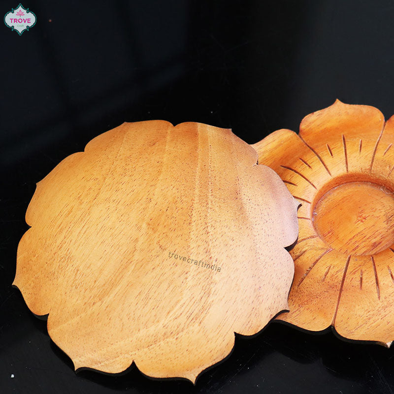 Carved Lotus Tea-Light Holder Set