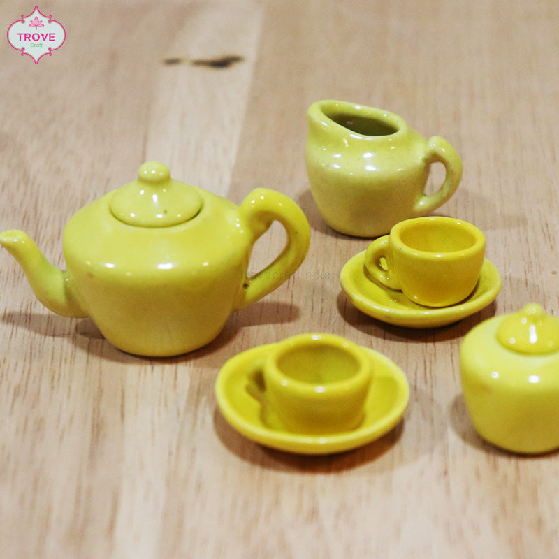 Set of of 5 - Ceramic Miniature - The Tea Party Set