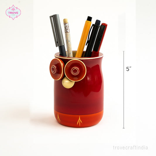 Pen Holders 