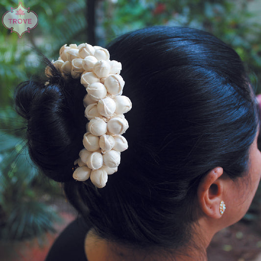 Shola Flower Hair 