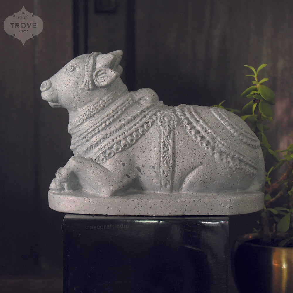 Stone Nandi Idol