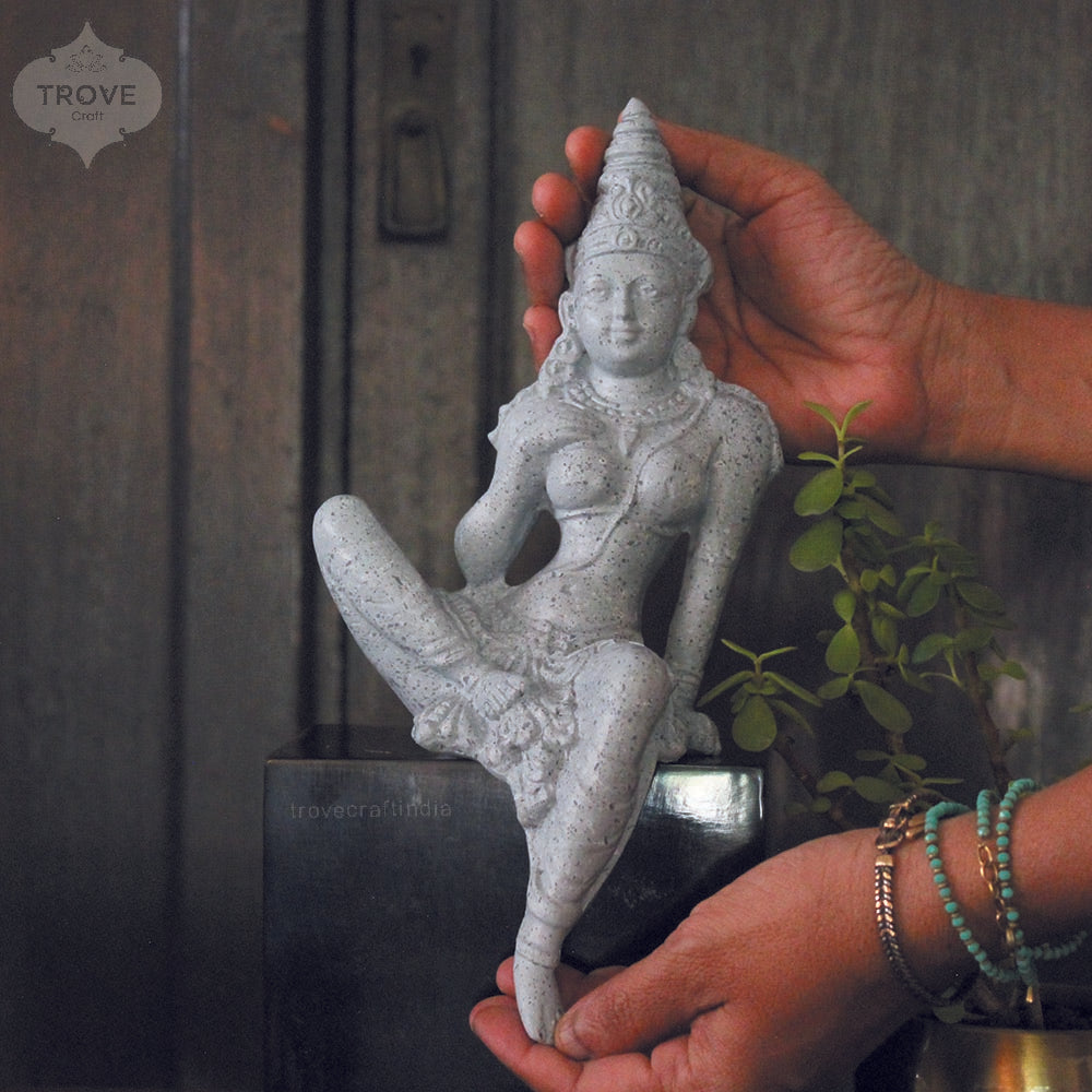 Parvathy Chola Sculpture