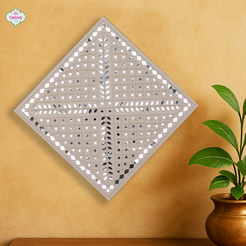 Thikri Mirror art