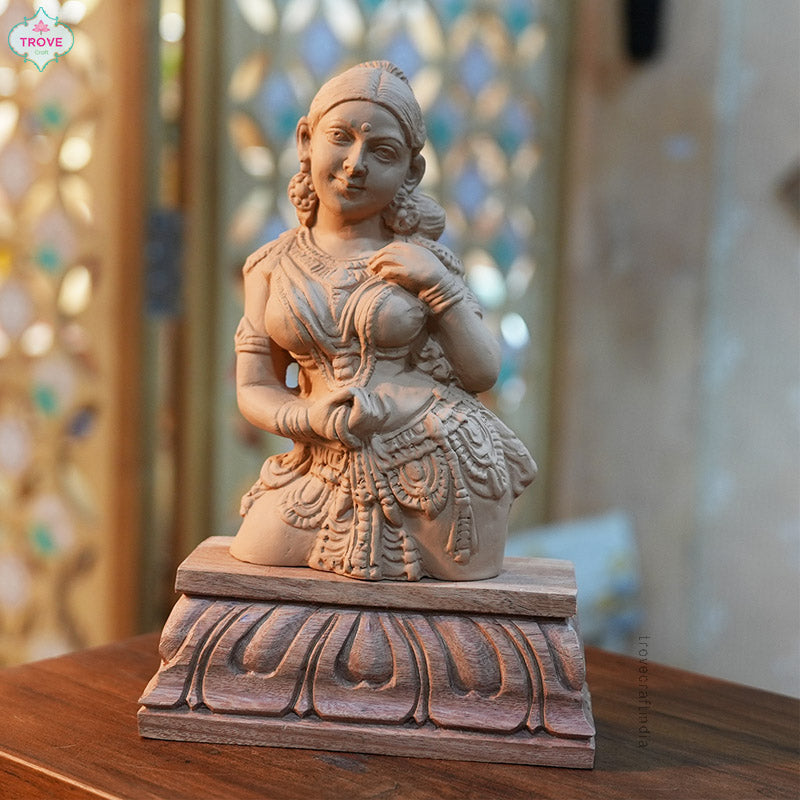 7" Wooden hand-carved style carved Mini Padmaasan / Padma Pitha - Pedestal