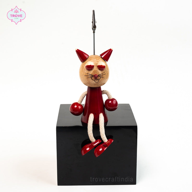 wooden cat figurine with clip 
