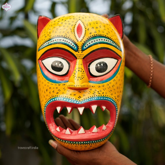 Wall mask decor