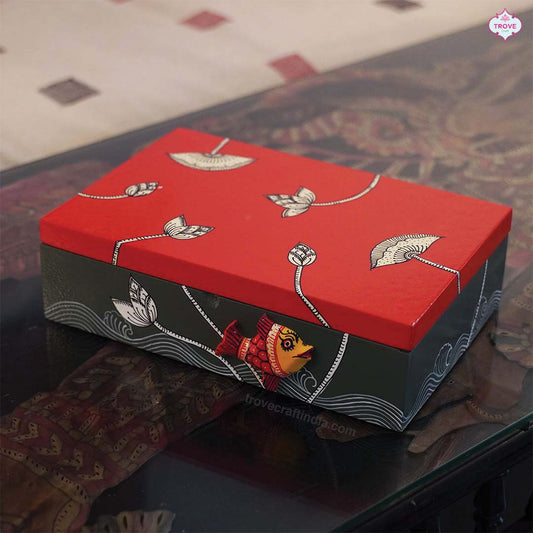 hand-painted pattachithra box