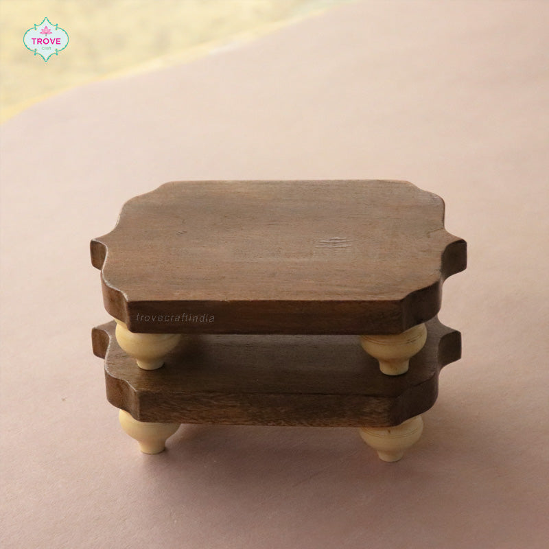 Wooden Hand-carved Mini Pedestal with rounded base