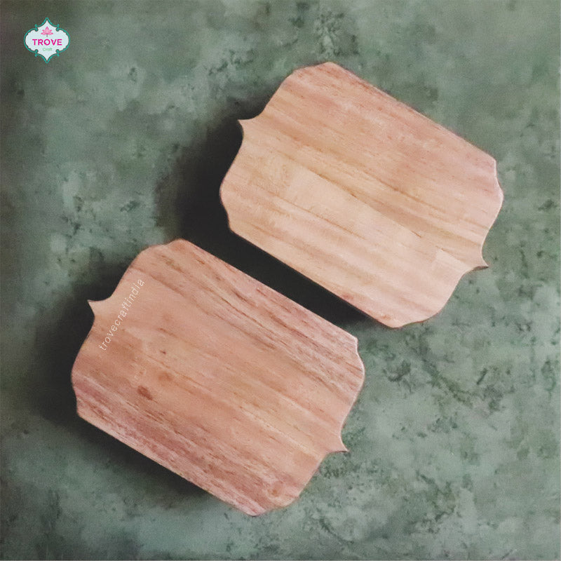 Wooden Hand-carved Mini Pedestal with rounded base