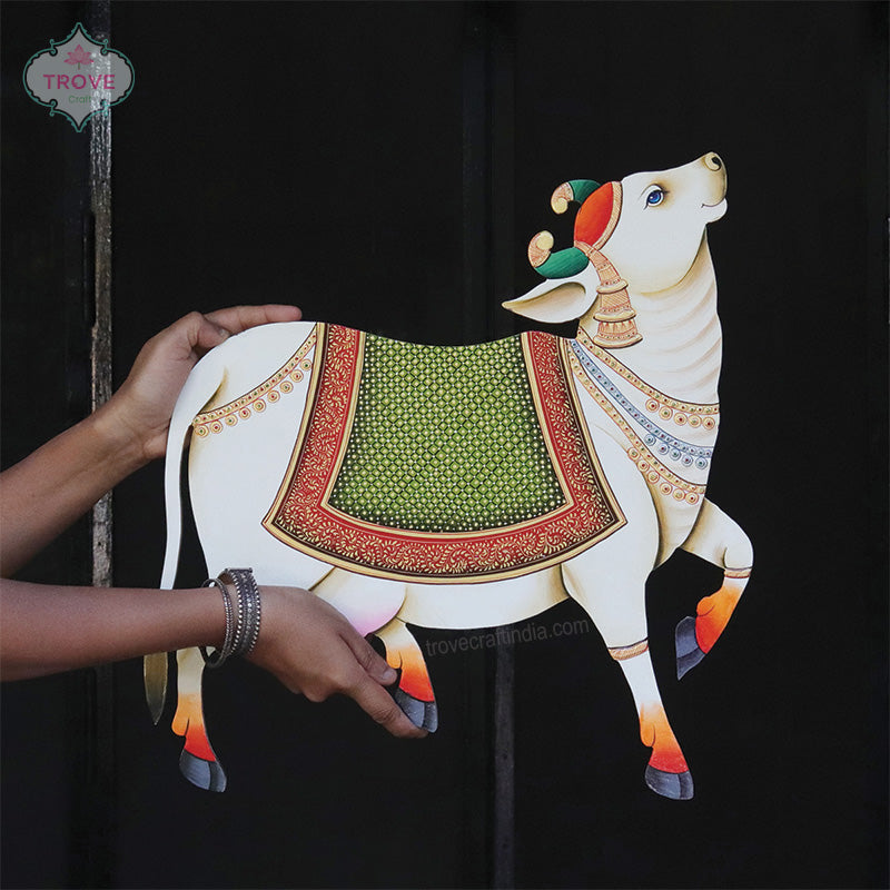 handpainted chadar cow cutout